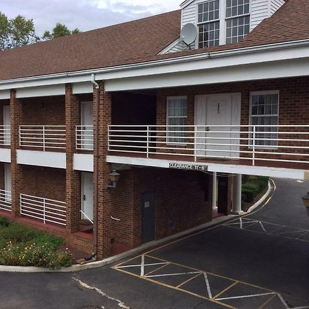 The Village Inn Colts Neck Kültér fotó